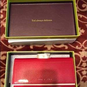 Beautiful Ted Baker NIB Brick Red Crystal Top Bifo